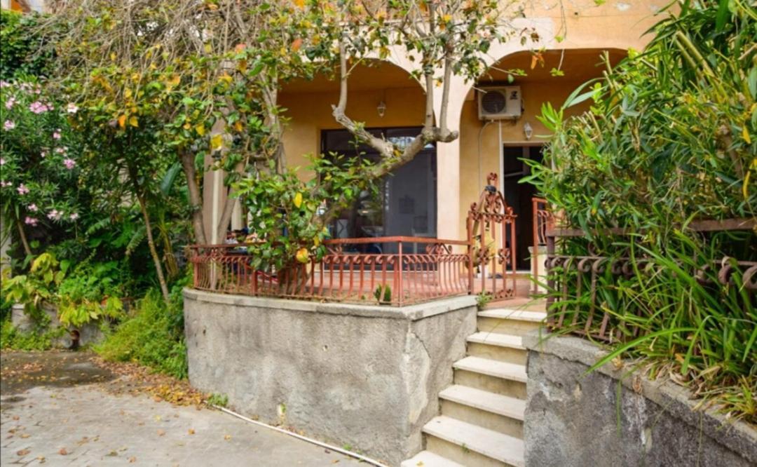 Elegance Apartment Taormina Letoianni Exterior foto
